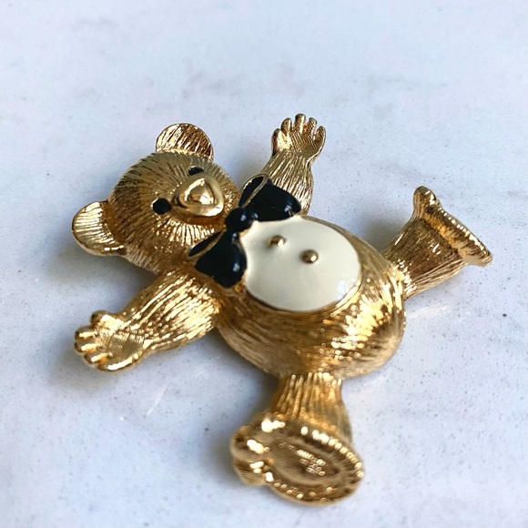 VTG ST. JOHN 24K Gold Teddy Bear Brooch with Enamel Black Bow & White Belly RARE - Picture 3 of 5